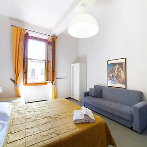 Alojamento de Acomodação e Pequeno-almoço Melody House, Florença